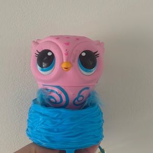 Owleez, Flying Baby Owl Interactive Toy with Lights and Sounds